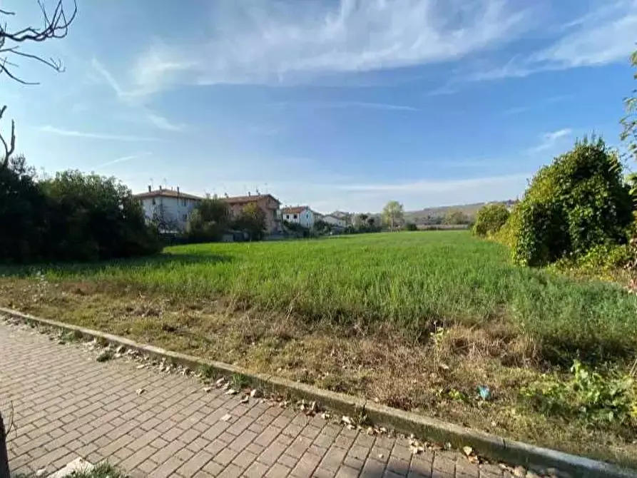 casa indipendente in vendita a Mondolfo