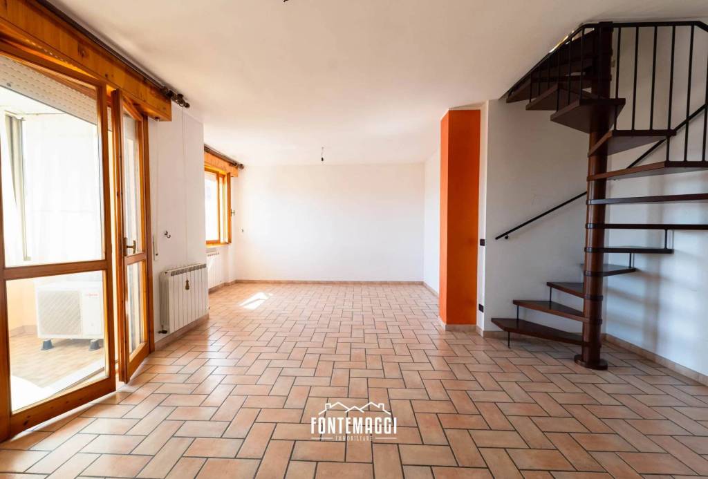 appartamento in vendita a Mondolfo in zona Marotta