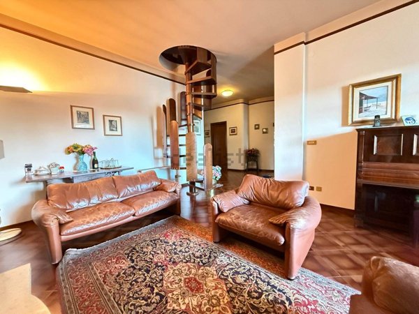 casa indipendente in vendita a Mondolfo
