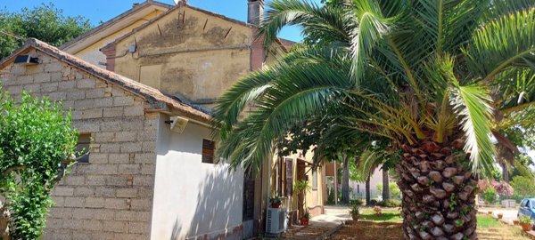 casa indipendente in vendita a Mondolfo