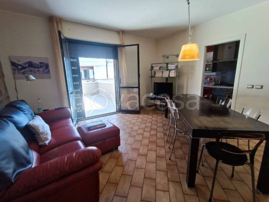 appartamento in vendita a Mondolfo in zona Marotta