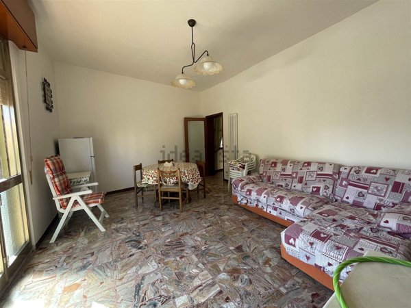 appartamento in vendita a Mondolfo in zona Marotta