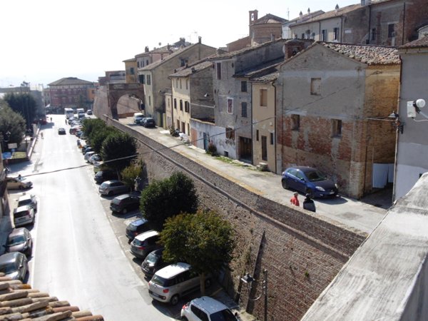 casa indipendente in vendita a Mondolfo