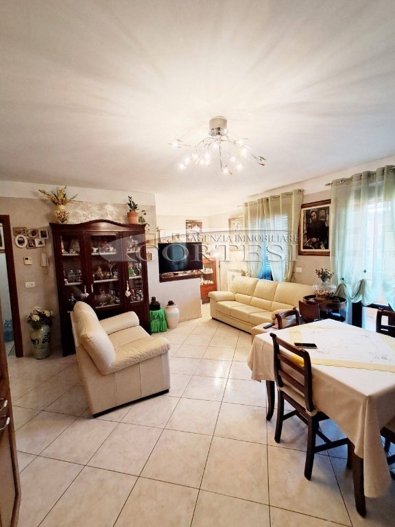 appartamento in vendita a Mondolfo in zona Marotta