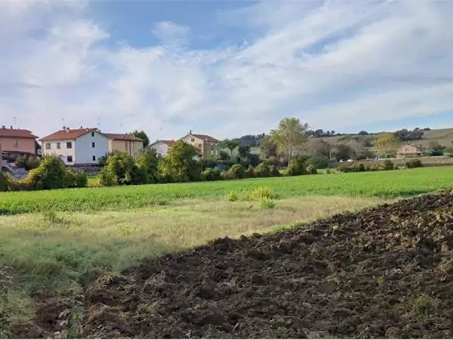 terreno edificabile in vendita a Mondolfo in zona Marotta