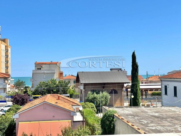 appartamento in vendita a Mondolfo in zona Marotta