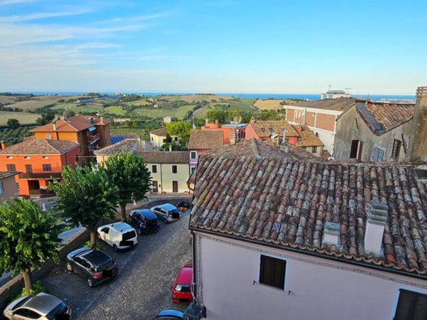 casa indipendente in vendita a Mondolfo