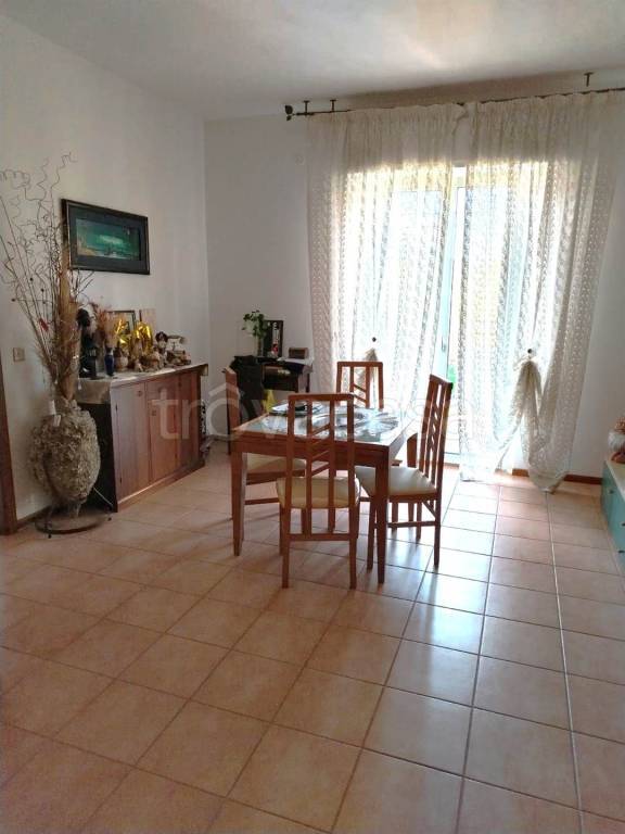 appartamento in vendita a Mondolfo in zona Marotta