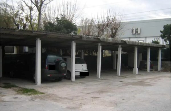 locale di sgombero in vendita a Mondolfo in zona Marotta