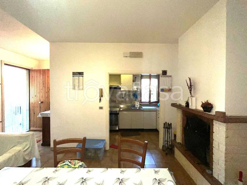 appartamento in vendita a Mondolfo in zona Marotta