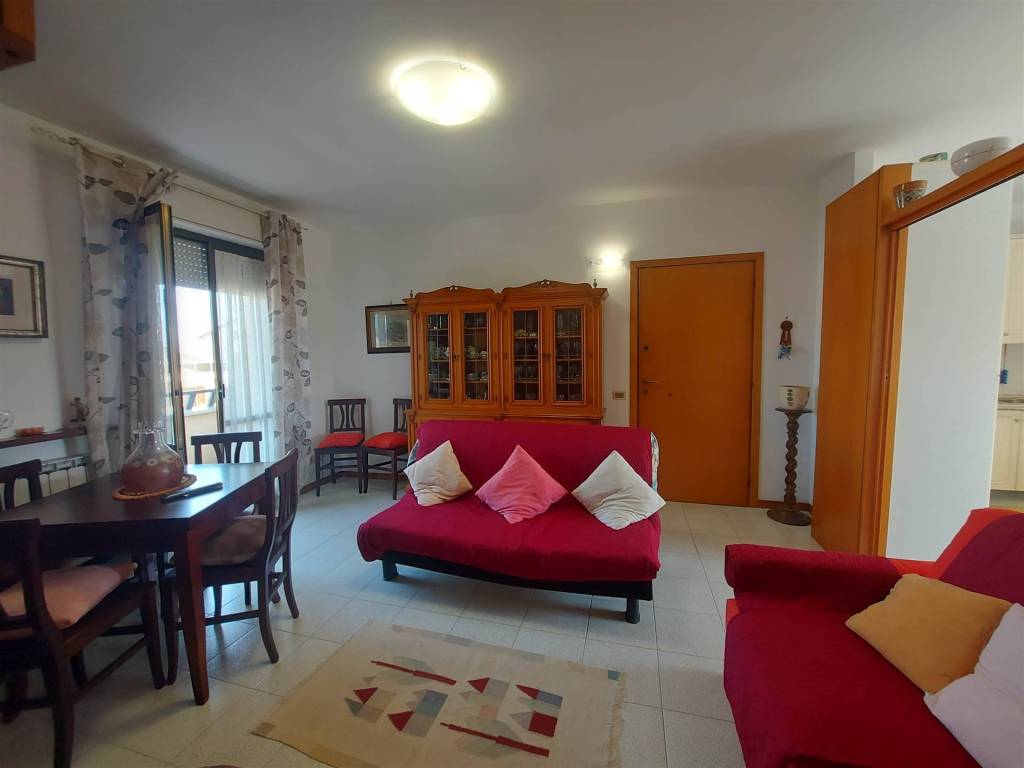 appartamento in vendita a Mondolfo in zona Marotta