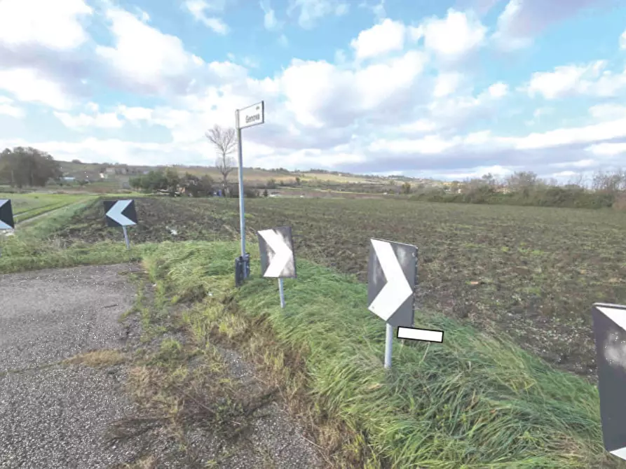 terreno edificabile in vendita a Mondolfo in zona Marotta