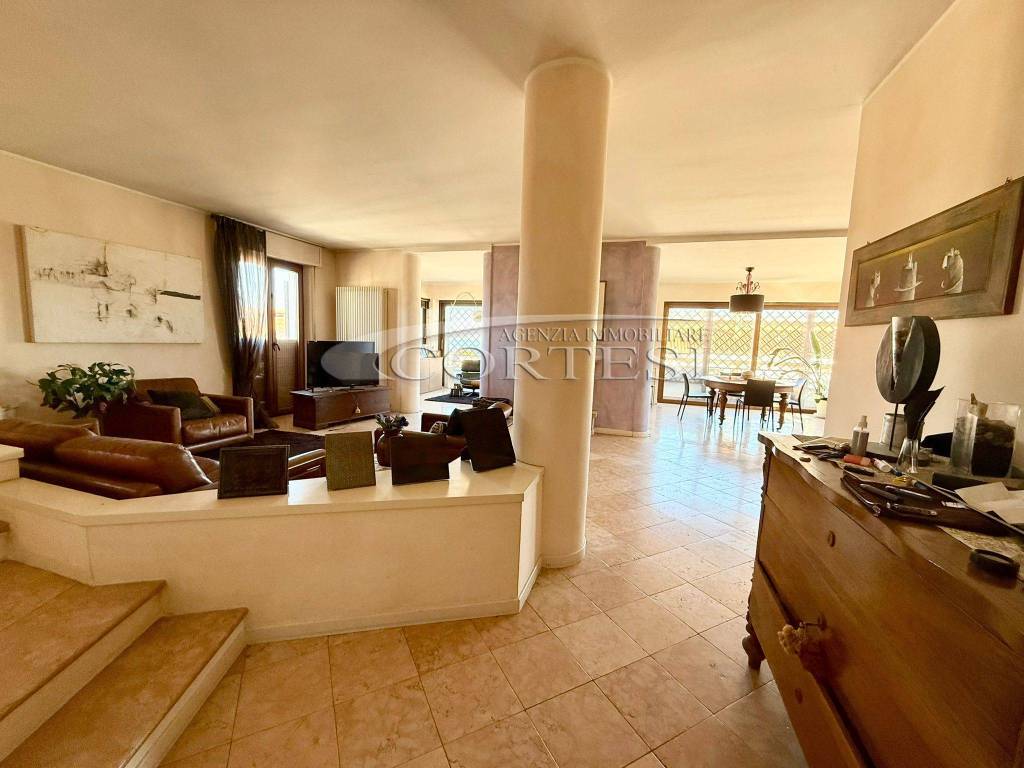 appartamento in vendita a Mondolfo in zona Marotta