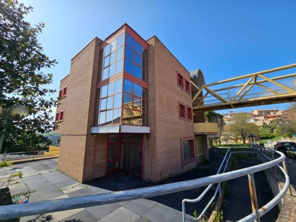 ufficio in vendita a Mondolfo