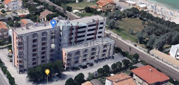 appartamento in vendita a Mondolfo in zona Marotta