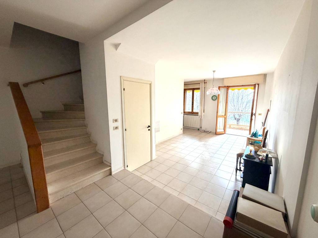 casa indipendente in vendita a Mondolfo