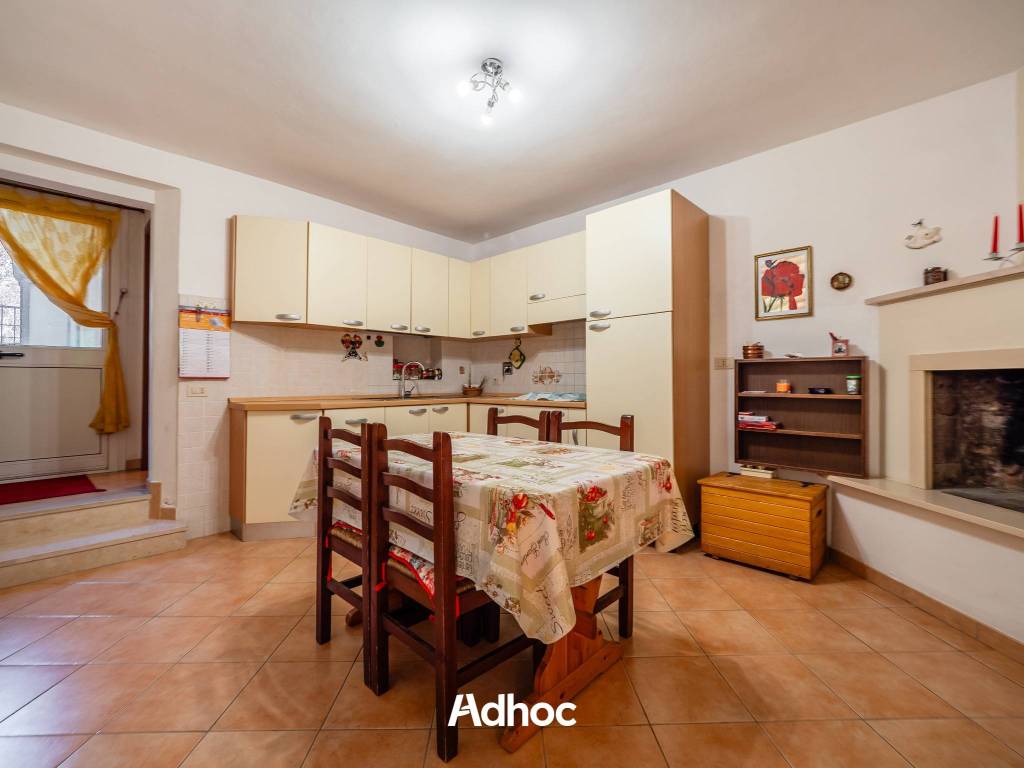 casa indipendente in vendita a Mondolfo