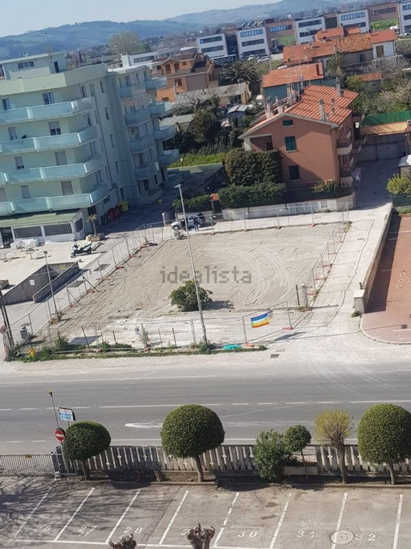 terreno edificabile in vendita a Mondolfo in zona Marotta