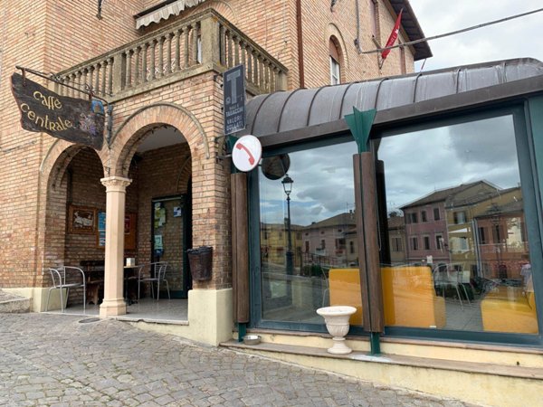 negozio in vendita a Mondolfo