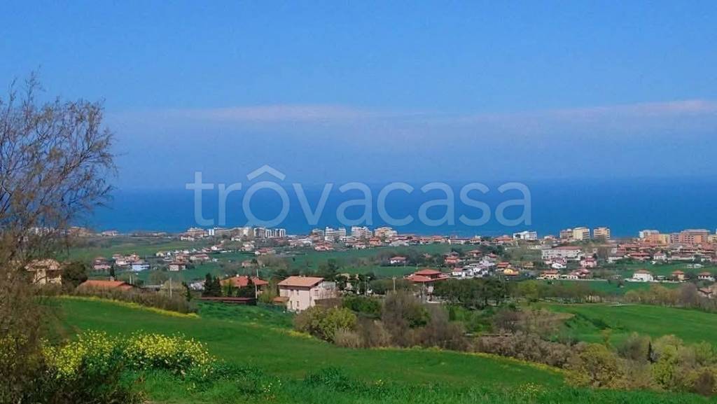 appartamento in vendita a Mondolfo in zona Marotta