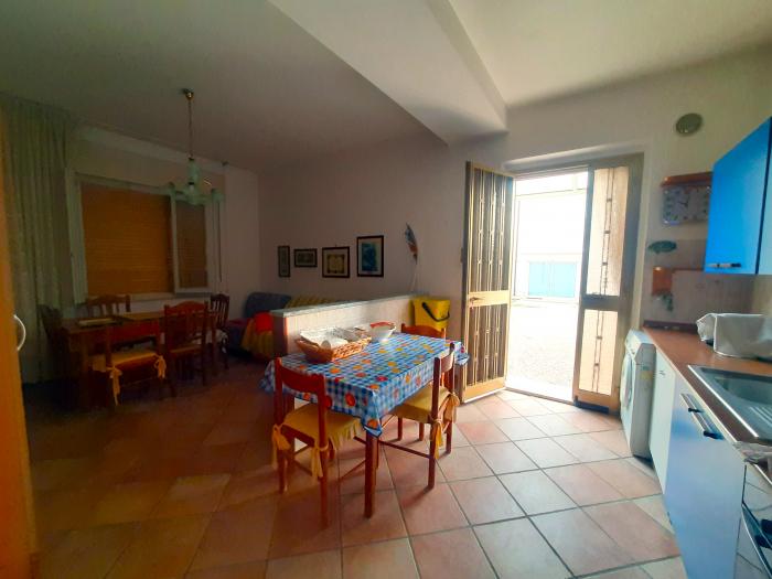 appartamento in vendita a Mondolfo in zona Marotta