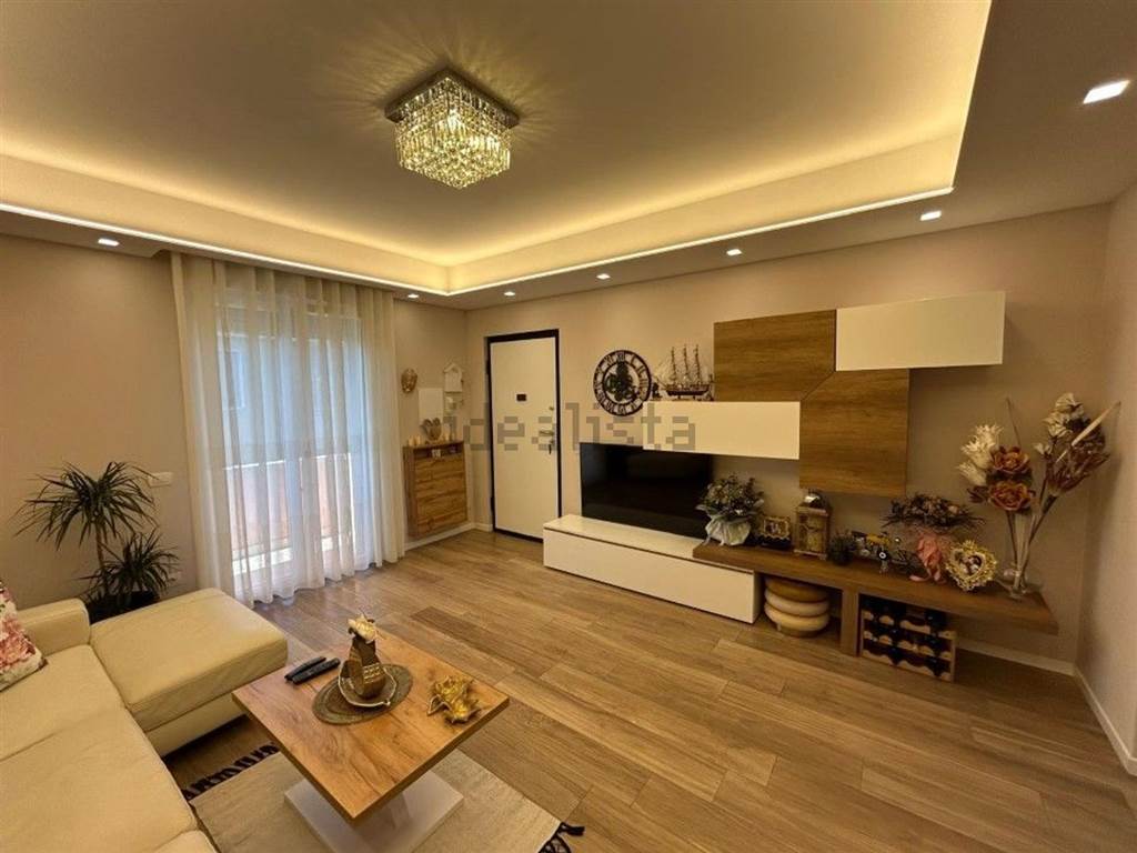 appartamento in vendita a Mondolfo in zona Marotta