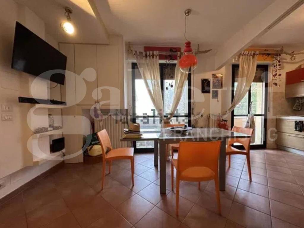 appartamento in vendita a Mondolfo in zona Marotta