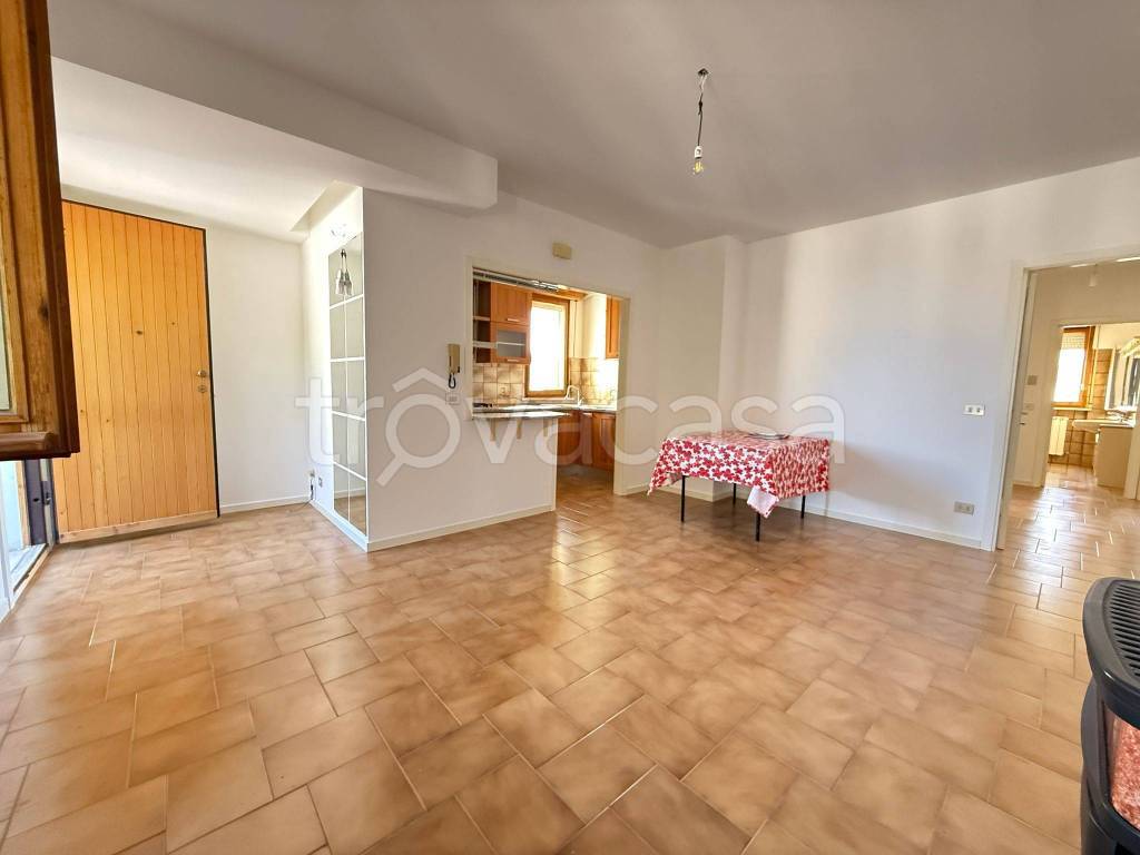 appartamento in vendita a Mondolfo in zona Marotta