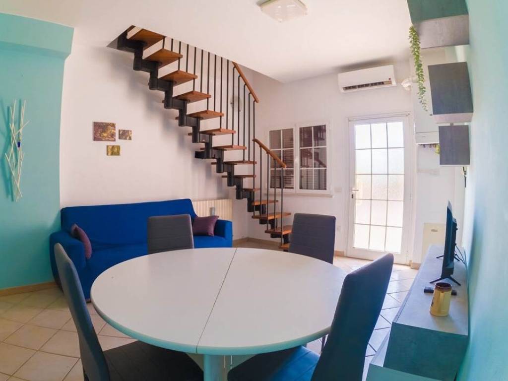 appartamento in vendita a Mondolfo in zona Marotta