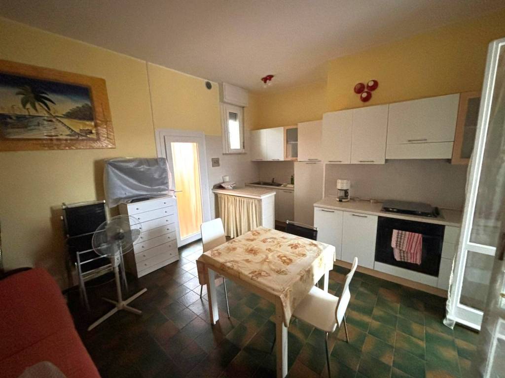 appartamento in vendita a Mondolfo in zona Marotta