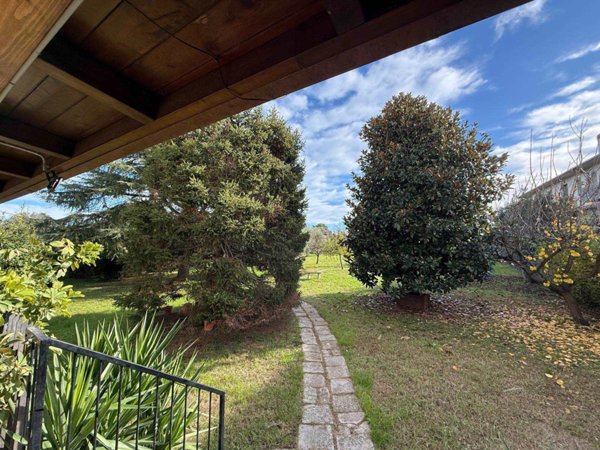 casa indipendente in vendita a Mondolfo