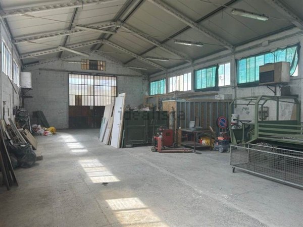 ufficio in vendita a Mondolfo in zona Marotta