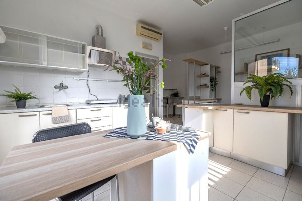 appartamento in vendita a Mondolfo in zona Marotta