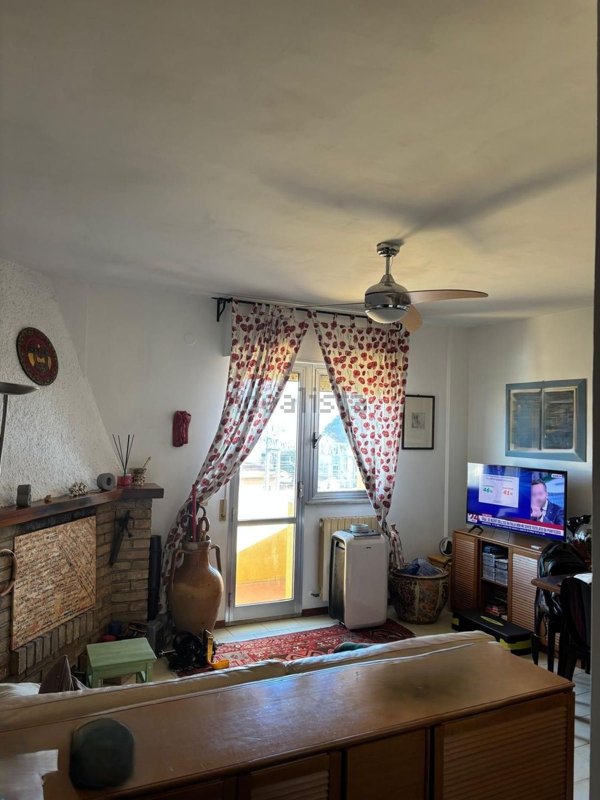 appartamento in vendita a Mondolfo in zona Marotta