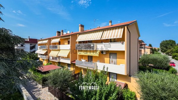 appartamento in vendita a Mondolfo in zona Marotta