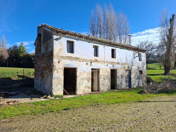 casa indipendente in vendita a Mondolfo