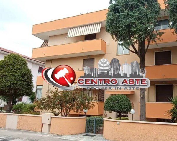 appartamento in vendita a Mondolfo in zona Marotta