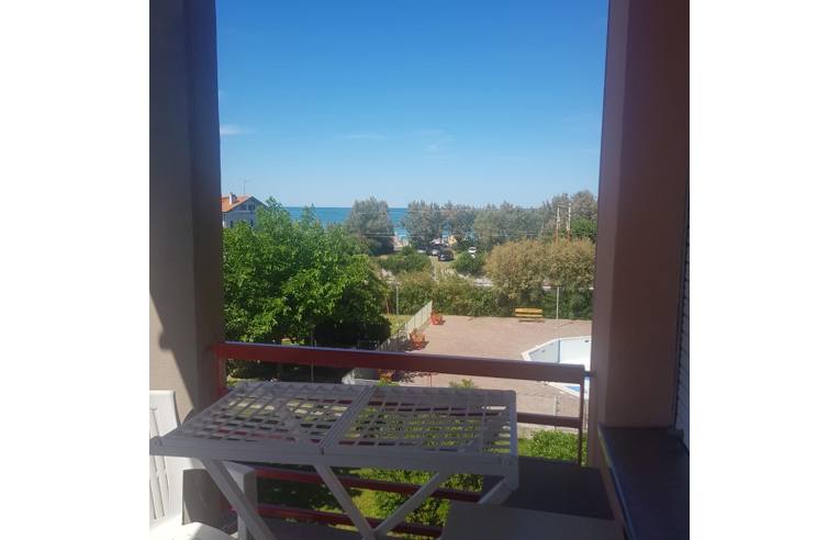 appartamento in vendita a Mondolfo in zona Marotta