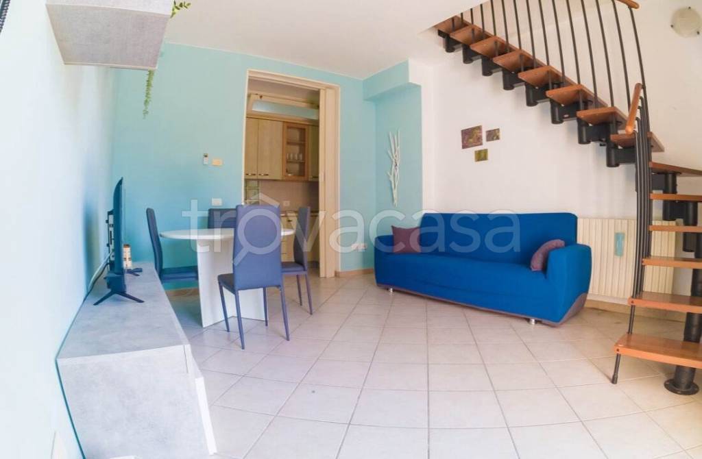 appartamento in vendita a Mondolfo in zona Marotta