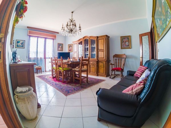 appartamento in vendita a Mondolfo in zona Marotta