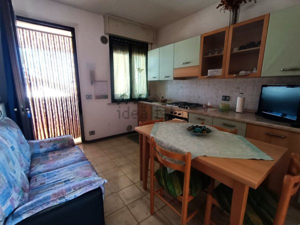 appartamento in vendita a Mondolfo in zona Marotta