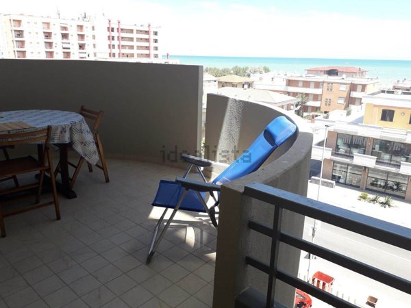 appartamento in vendita a Mondolfo in zona Marotta