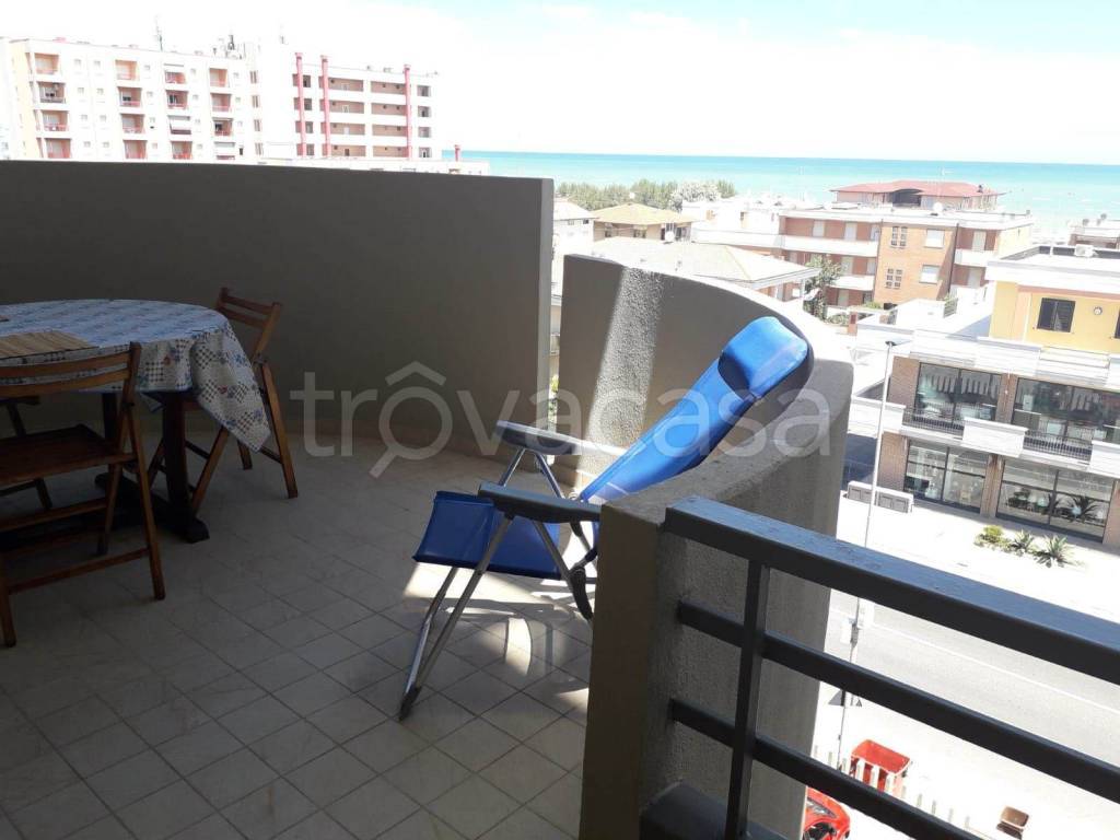 appartamento in vendita a Mondolfo in zona Marotta