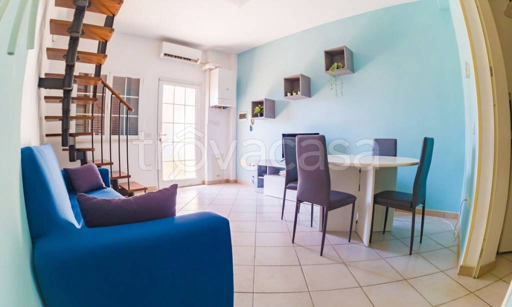 appartamento in vendita a Mondolfo in zona Marotta