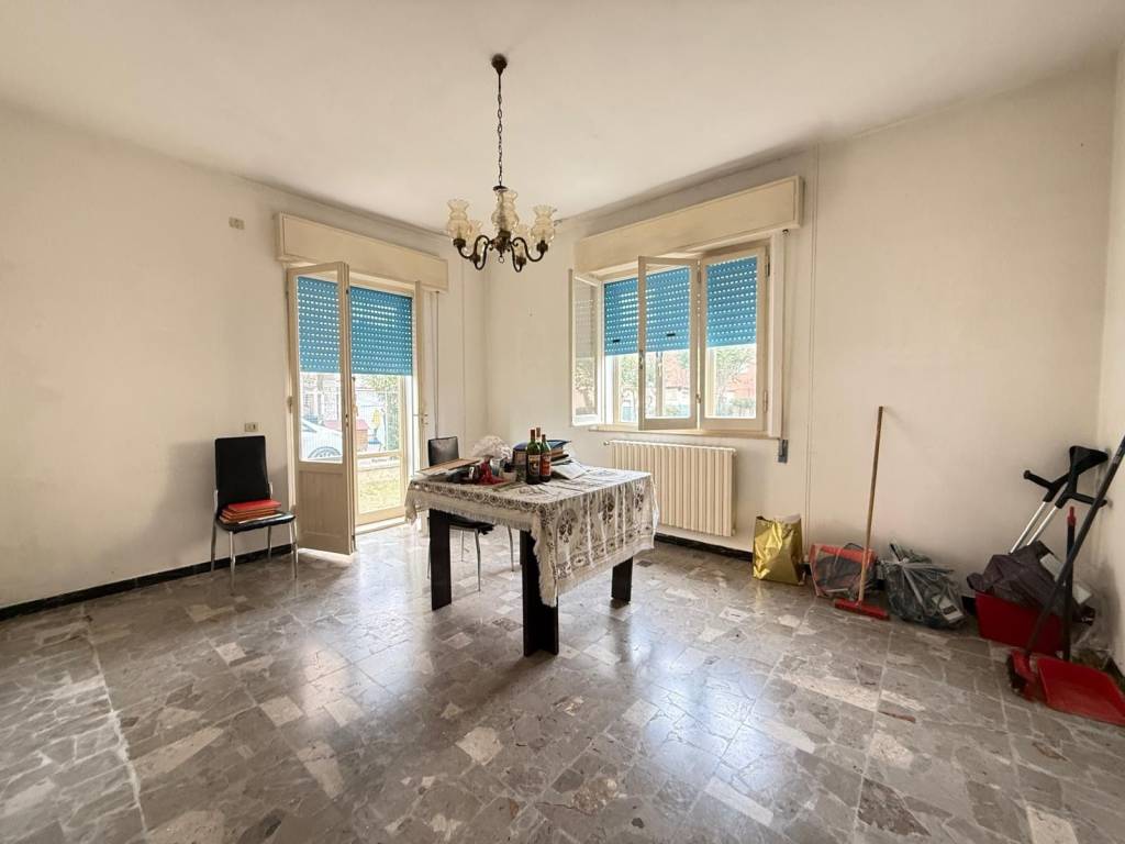 casa indipendente in vendita a Mondolfo