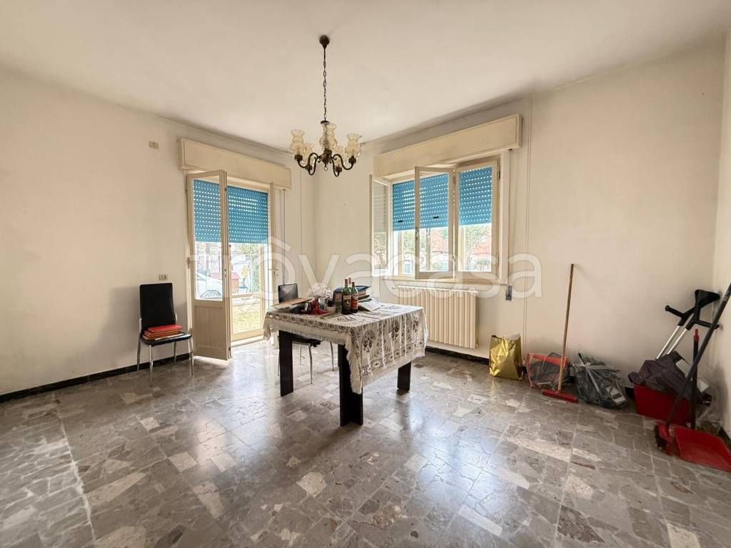 casa indipendente in vendita a Mondolfo