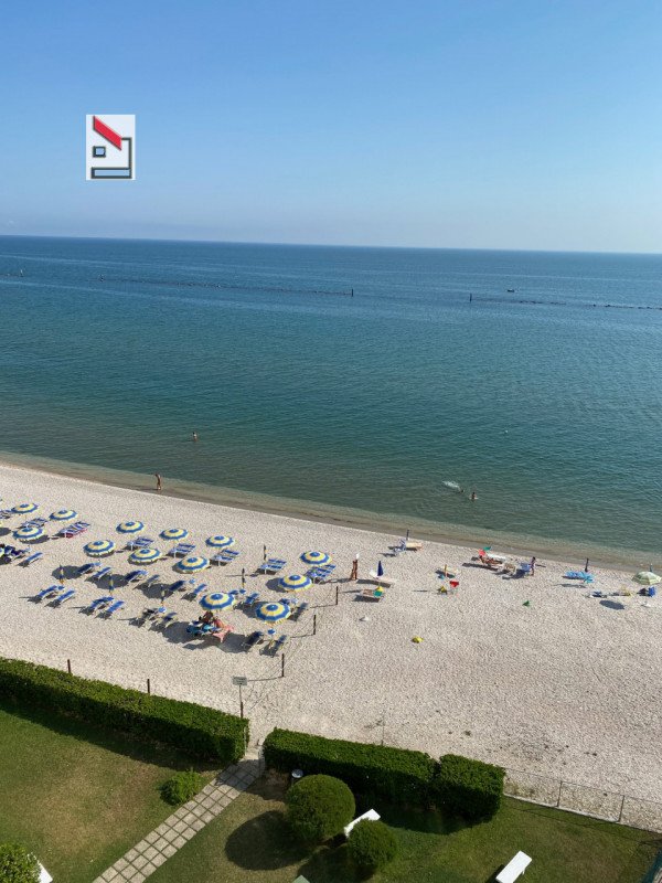 appartamento in vendita a Mondolfo in zona Marotta