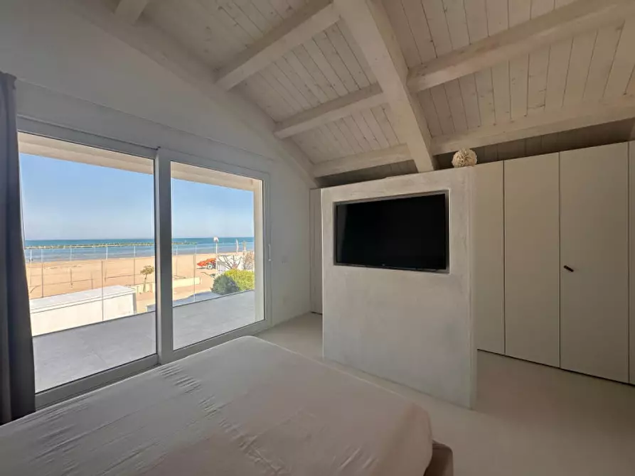 casa indipendente in vendita a Mondolfo in zona Marotta