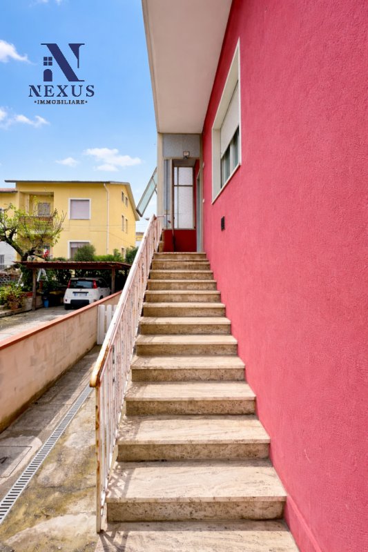 appartamento in vendita a Mondolfo in zona Marotta