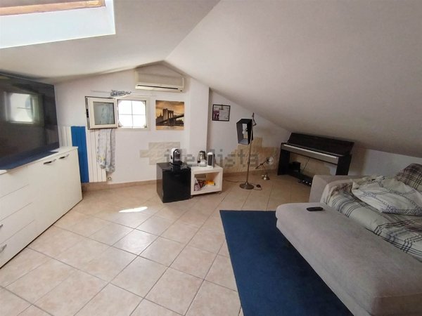 appartamento in vendita a Mondolfo in zona Marotta